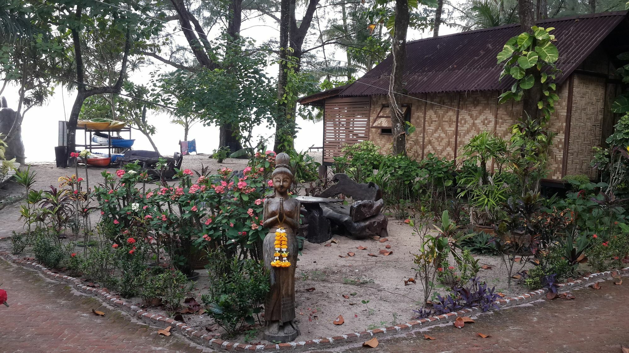 Bamboo Bungalows Ко Паям Екстериор снимка
